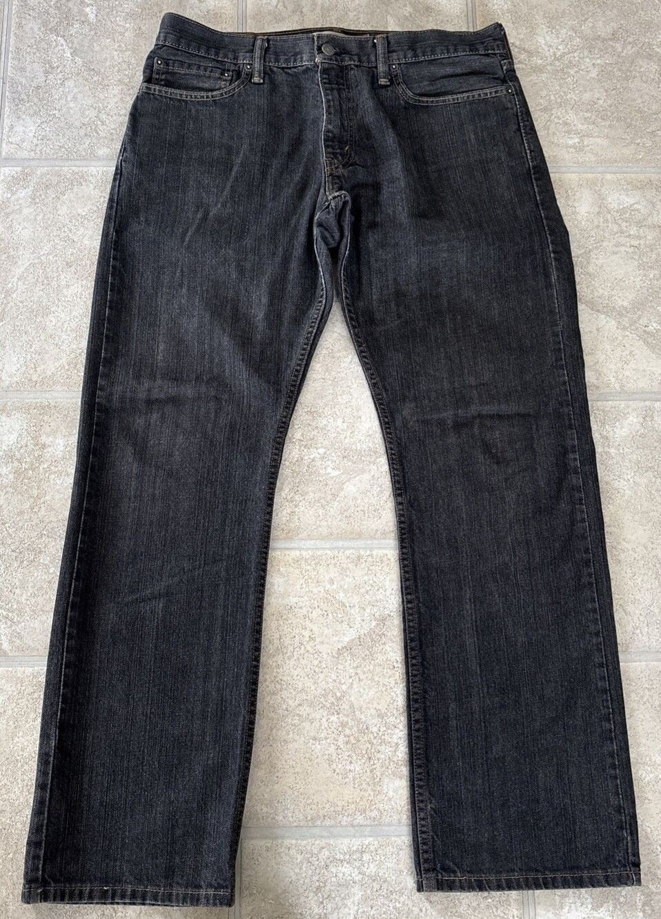 Levis 514 Jeans Men’s Size 34x30 Slim Straight Fit Black Denim